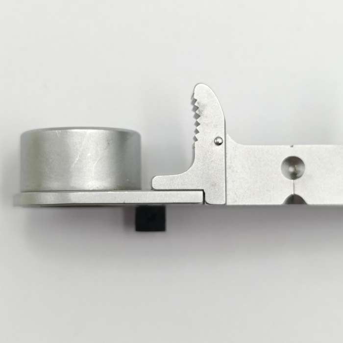 Vintage Leitz Wetzlar Summiaron range lens attachment - some glass damage