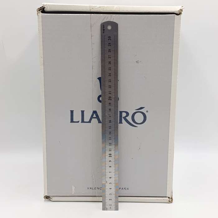 Vintage Lladro #01283 boy and wheelbarrow with flowers figurine in box