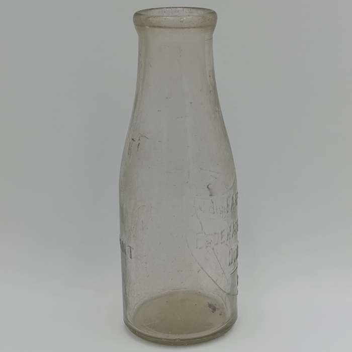 Vintage Farmers Federated Diaries Durban glass milk bottle