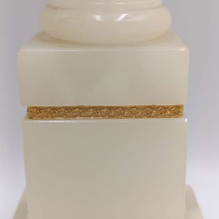 Pair of vintage Alabaster lamps - no fittings - beautiful pieces - Height 38cm