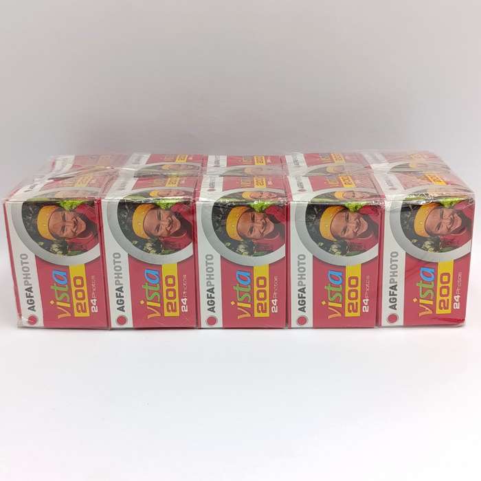 Sealed pack of 10 AGFA Vista 200 Colour 35mm films - 24 photos each