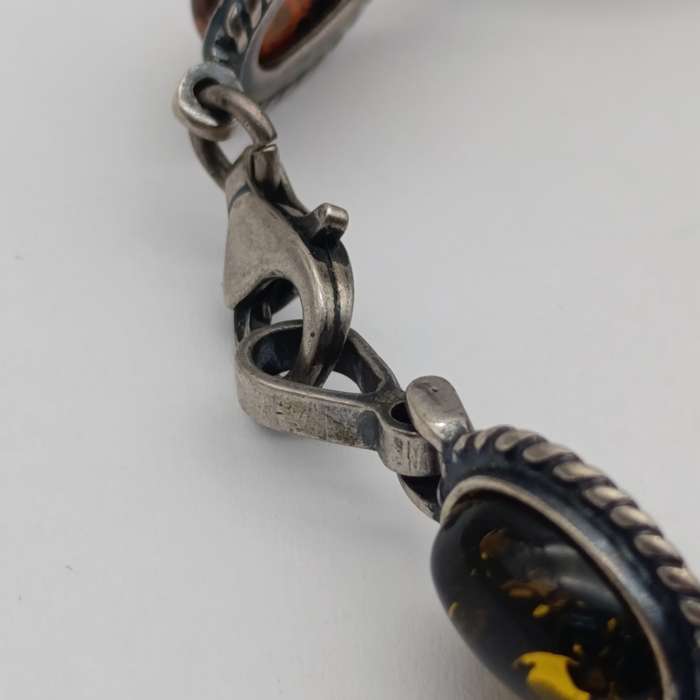 Sterling silver Bracelet with 9 pieces of amber - beautiful piece - 17g