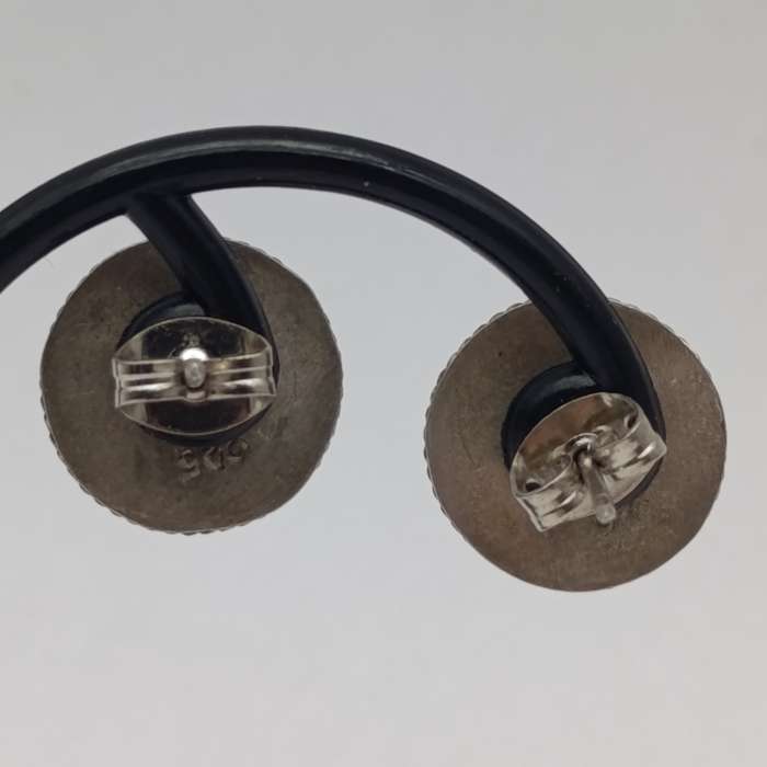 Pair of vintage Sterling silver earrings with gold clad centre - weighs 2.0g
