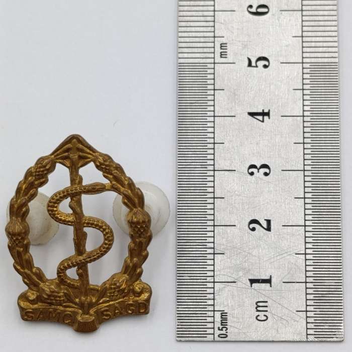 SA Medical Corps cap and collar badges set