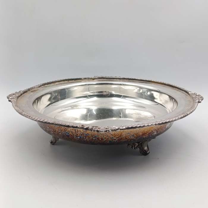 Vintage silverplated serving dish with lid