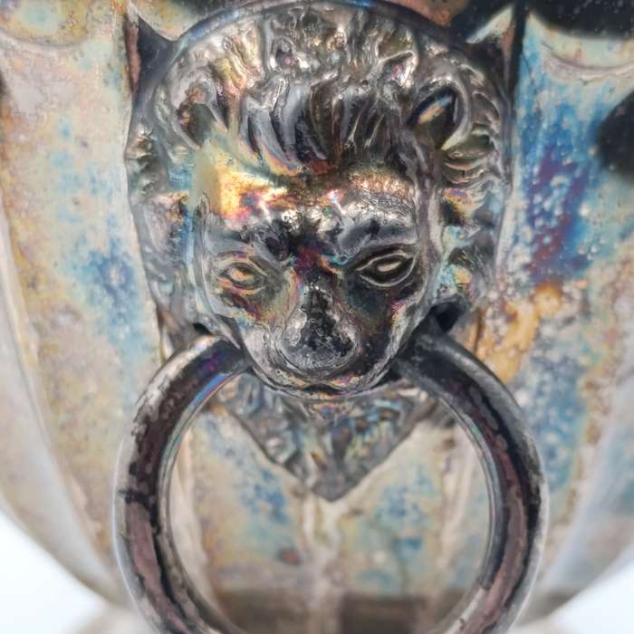 Vintage silverplated jar with lid and lion handles