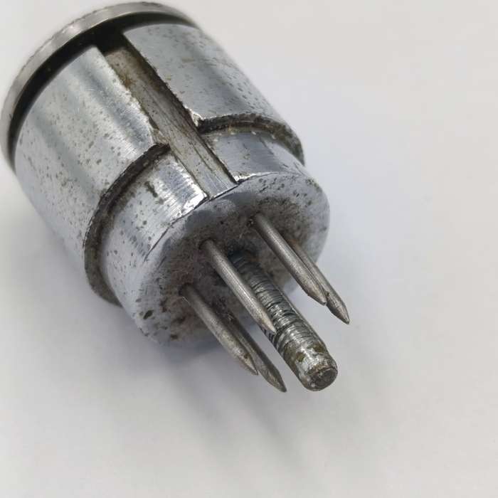 BCG Vaccine Heaf Gun - antique item to do vaccination - Lots of spare needles