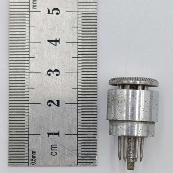 BCG Vaccine Heaf Gun - antique item to do vaccination - Lots of spare needles