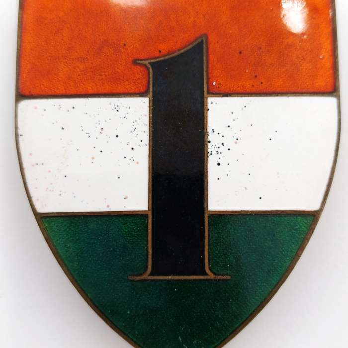 Transkei 1st Battalion shoulder flash - enamel type