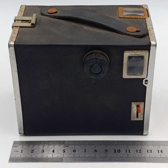 ANSCO SHUR SHOT Brownie type camera