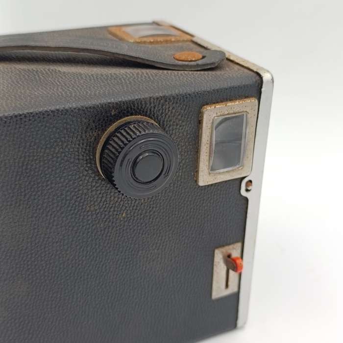 ANSCO SHUR SHOT Brownie type camera
