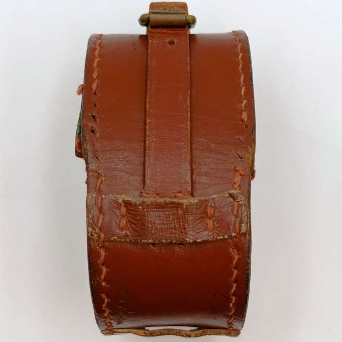 Vintage M73 compass made in UK - in original leather case - working