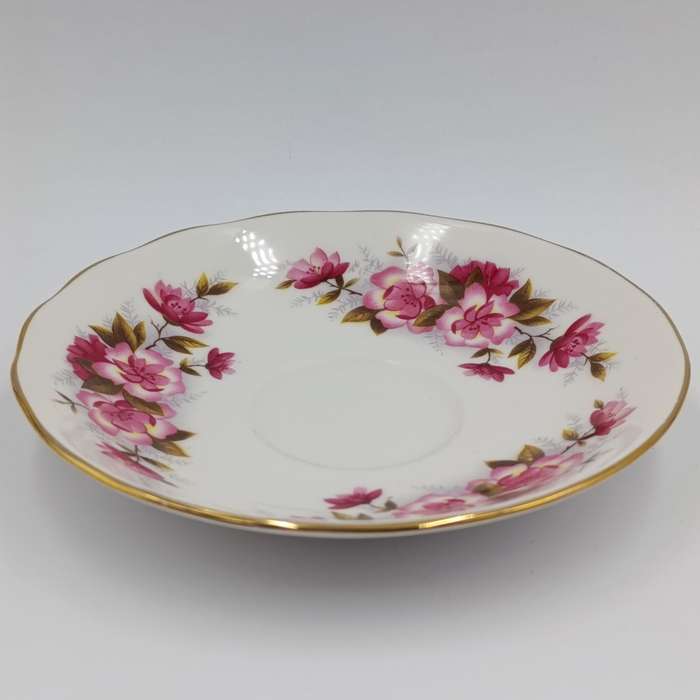 Vintage Queen Anne porcelain duo