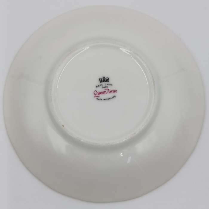 Vintage Queen Anne porcelain duo