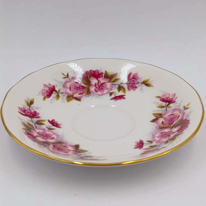 Vintage Queen Anne porcelain duo