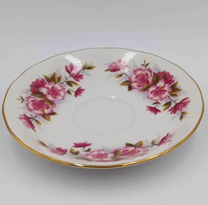 Vintage Queen Anne porcelain duo