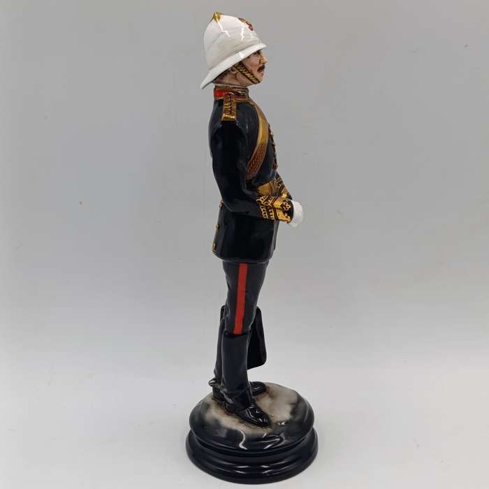 Michael J. Sutty Cape Artillery officer porcelain figurine - #5 of 250 - missing sword