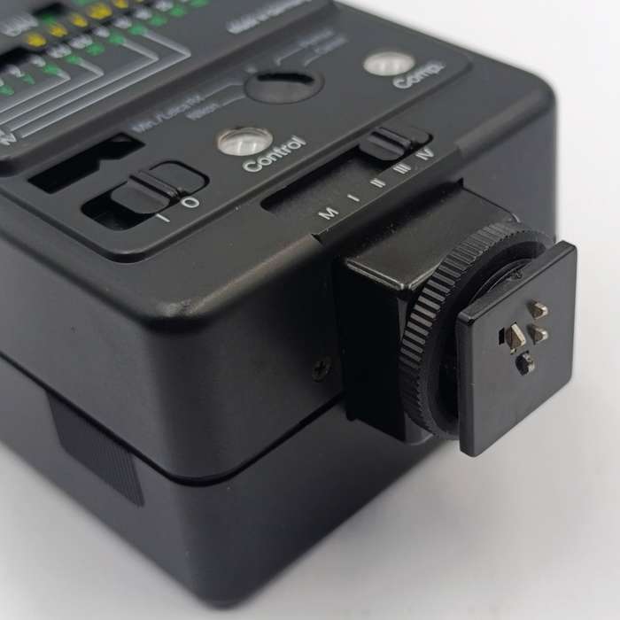 Vintage Regula Variant 736-1 MC camera flash - working