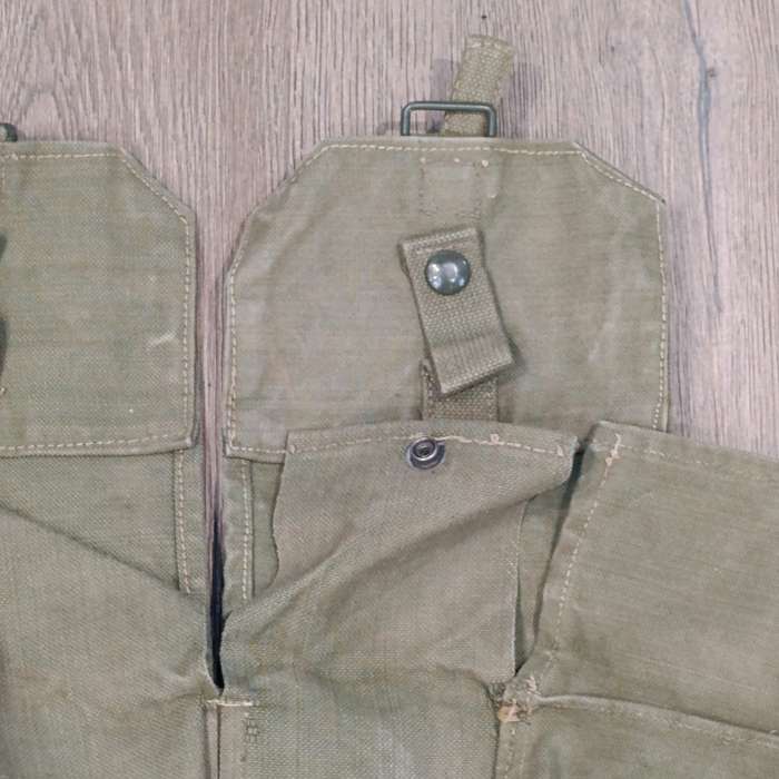 SADF Kidney pouches with attached ammo pouches