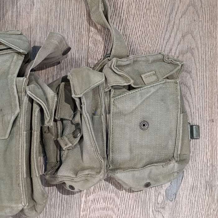 SADF Kidney, ammo and R1 ammo pouches on webbing belt