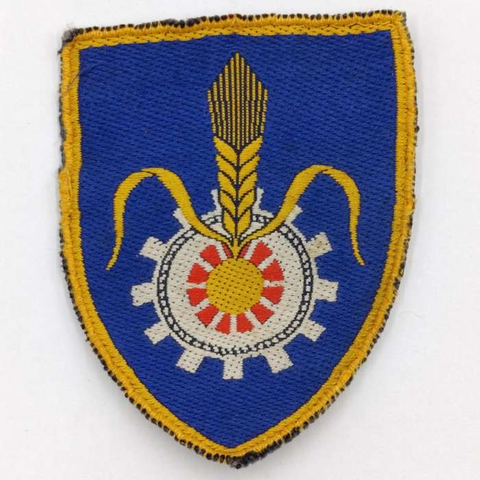 Pair of SADF Quartermaster General cloth shoulder flashes