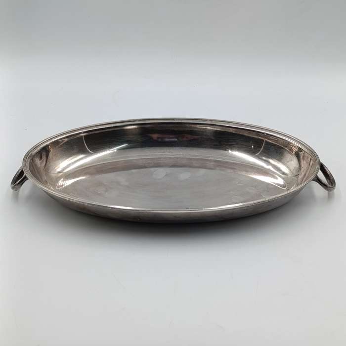 Vintage Rhodesian silverplated serving bowl with lid given to Lt. Col. A.M Oscroft by The President
