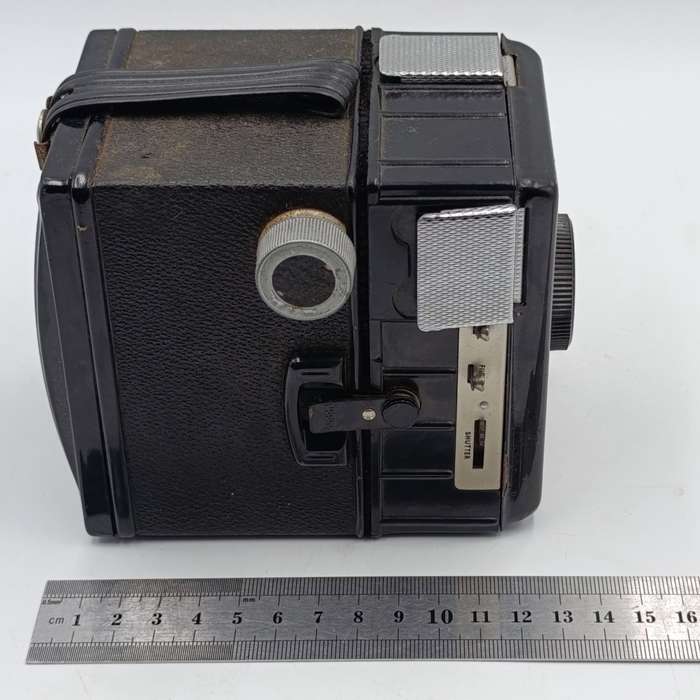 Vintage Ambassador Coronet "Brownie" camera