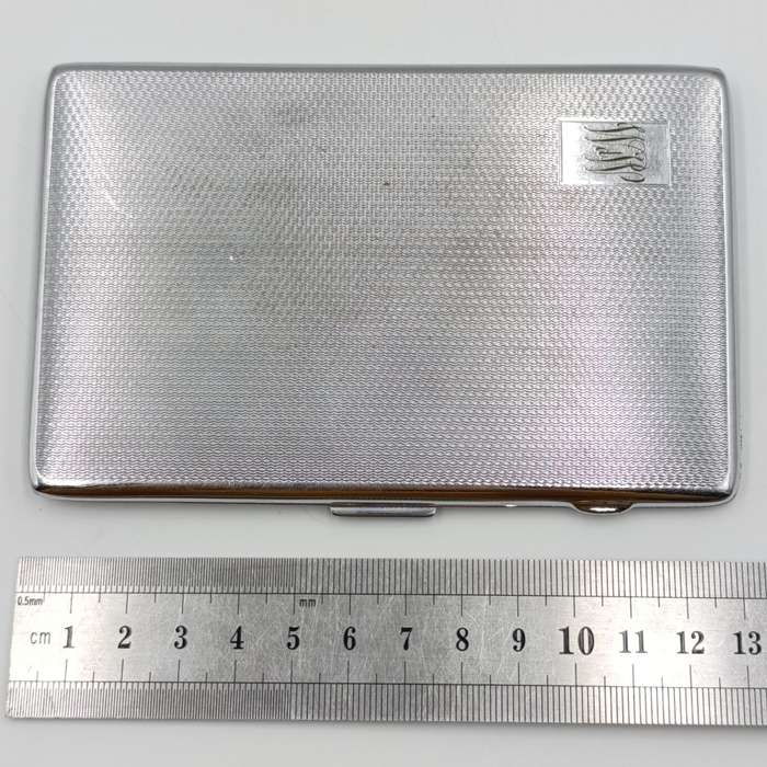 Vintage chrome-plated cigarette case