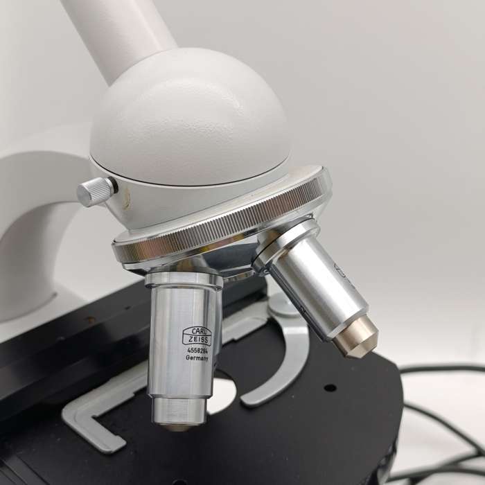 Vintage Carl Zeiss monocular Lab microscope in wooden case - working
