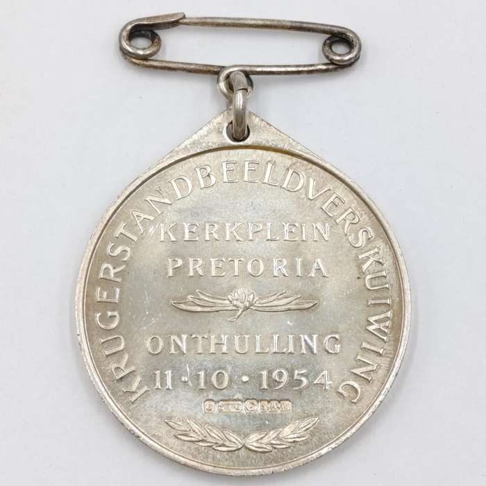 Silver Krugerstandbeeldverskuiwing 1954 medallion - weighs 16,8 grams