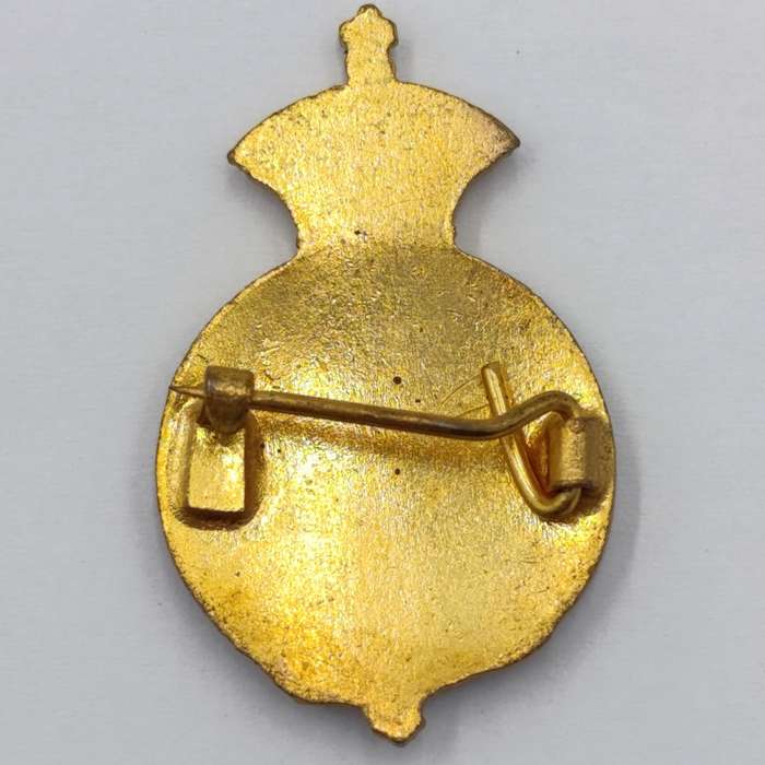 WW2 Victoria League lapel pin badge