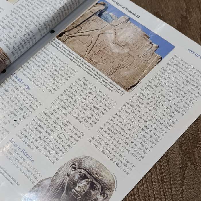 Lot of 5 gods of Ancient Egypt figurines with magazines