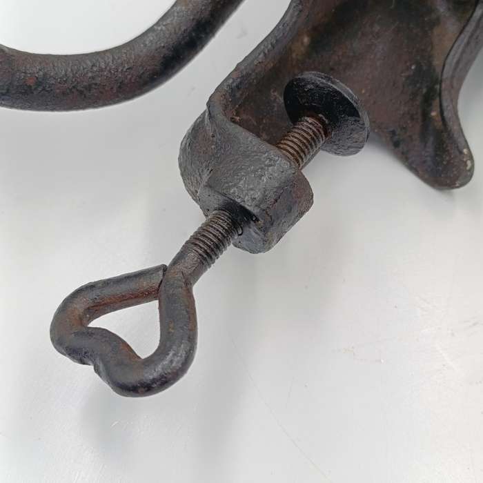 Vintage Kendrick No.7 meat mincer