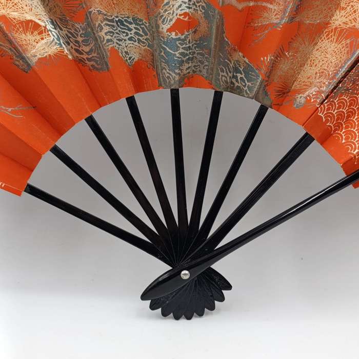 Vintage Japanese Sensu hand fan in box - never used