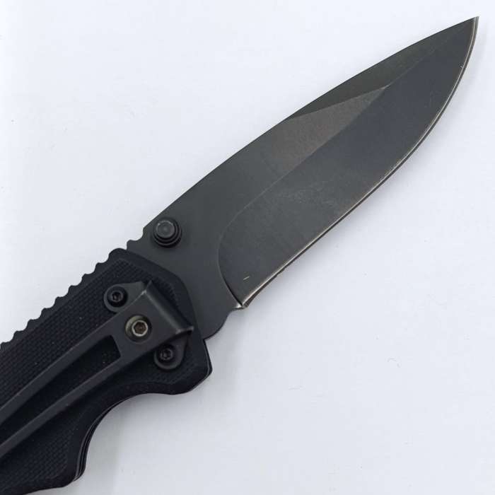 Rocky folding pocket knife with skinning blade