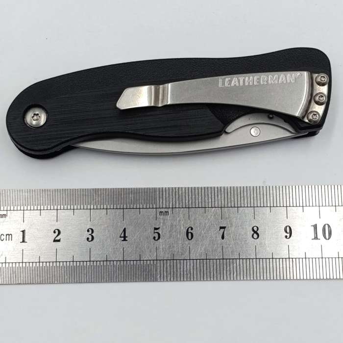 Leatherman C33X black knife with caribiner clip