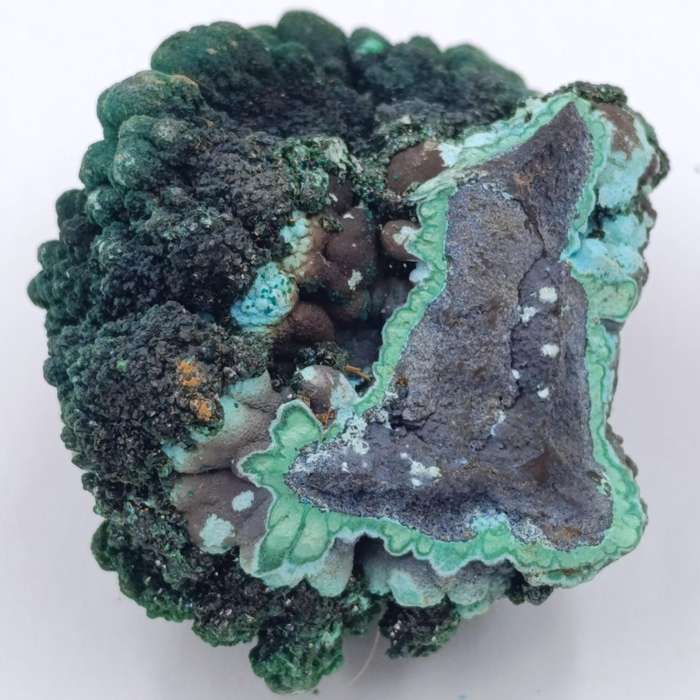Azurite and Malachite mineral specimen of 101 grams