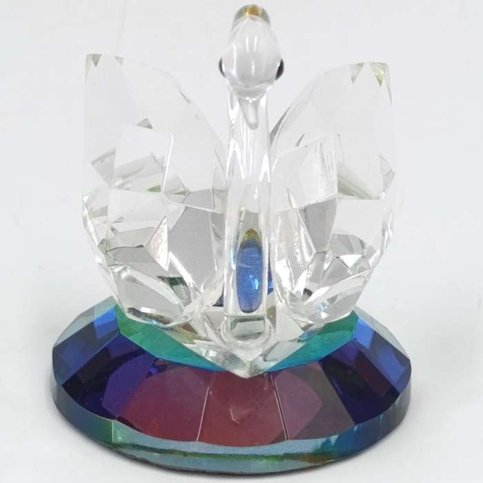 Beautiful crystal glass swan figurine