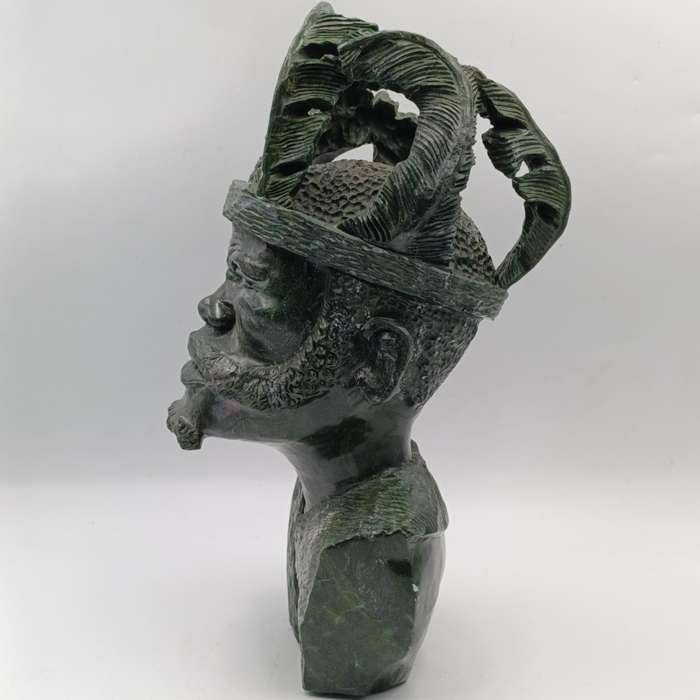 Handcarved Verdite Ndebele Chief bust sculpture - Height 32cm
