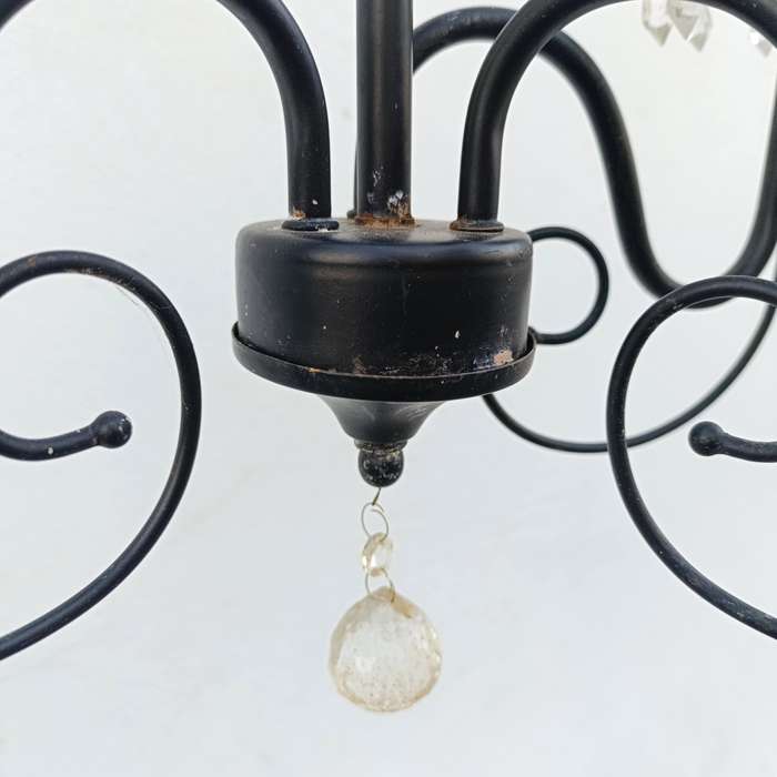 Crystal chandelier with 3 arms