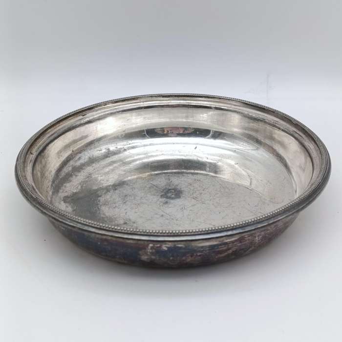 Antique Walker and Hall silverplated Britannica Metal serving dish with lid