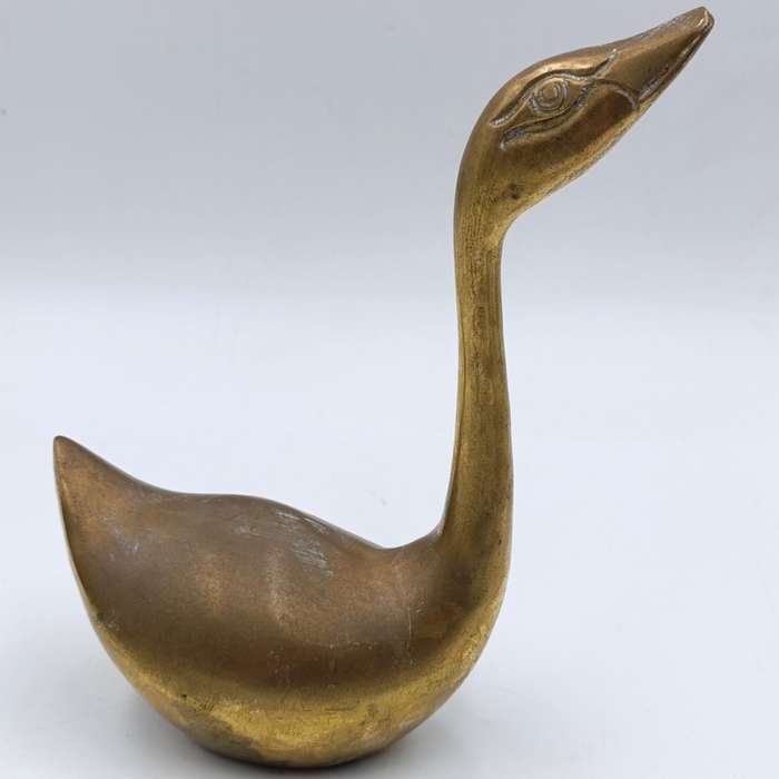 Vintage brass swan figurine - 18cm High