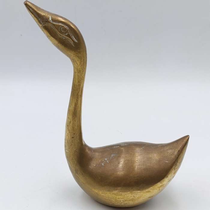 Vintage brass swan figurine - 18cm High