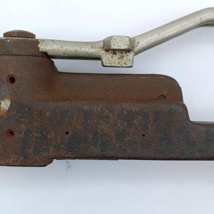 Vintage Cyklop steel strapping tool