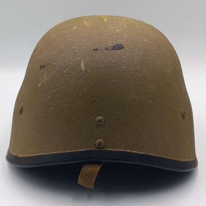 Sa Army Kevlar helmet - buckle clip broken