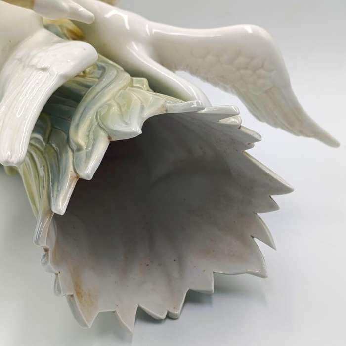 Vintage Miquel Requena White Herons porcelain vase