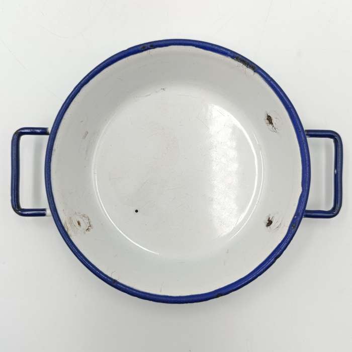 Vintage Kockums Sweden 12cm enamel dish