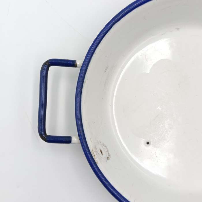 Vintage Kockums Sweden 12cm enamel dish