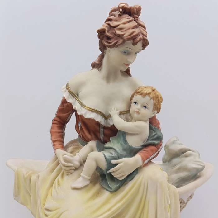 Vintage Anina Collection Mother and Child large polyresin sculpture - height 43cm