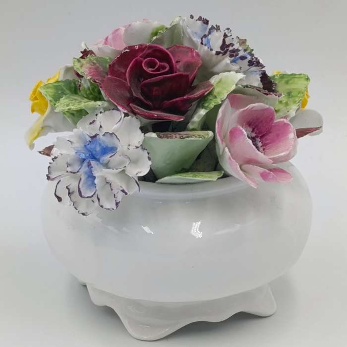 Vintage Royal Doulton flower bouquet - some minor damage